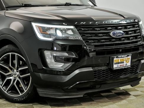 Used 2017 Ford Explorer Sport w/ Equipment Group 401A image 2