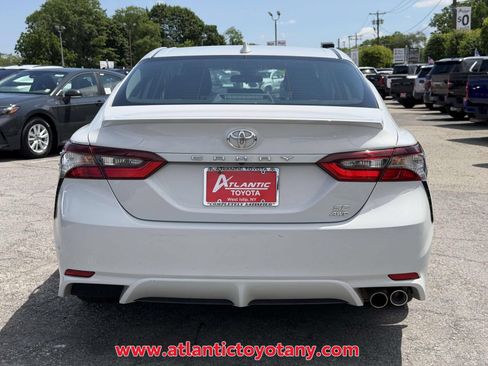 Used 2023 Toyota Camry SE AWD/4WD image 8
