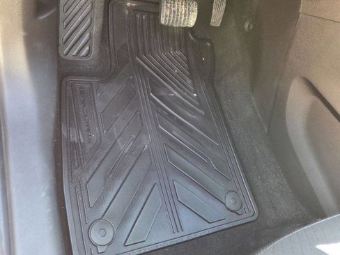 Used 2018 Buick Encore Preferred image 10