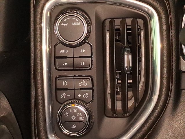 Used 2022 GMC Sierra 2500 AT4 w/ Gooseneck/5TH Wheel Package AWD/4WD image 36