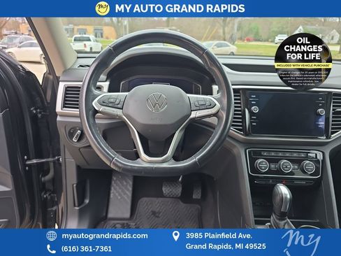 Used 2021 Volkswagen Atlas SEL w/ MDO Package (Bench Seat) AWD/4WD image 14