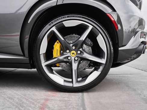 Used 2025 Ferrari Purosangue image 24