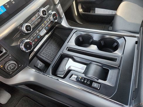 New 2025 Ford F150 Lariat w/ Equipment Group 502A High image 12