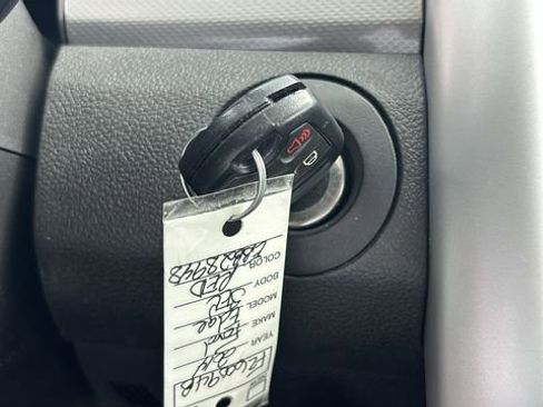 Used 2014 Ford Edge SEL image 12