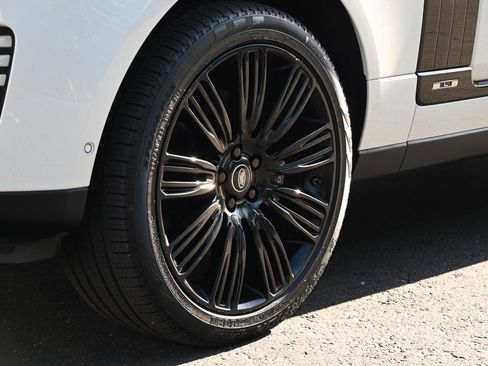 Used 2019 Land Rover Range Rover Long Wheelbase Supercharged AWD/4WD image 10