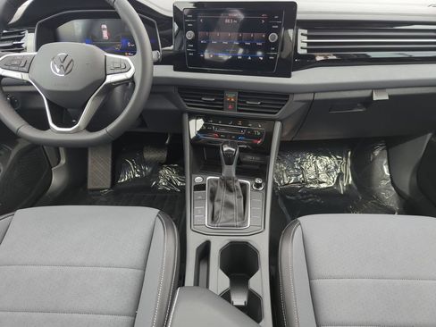 New 2026 Volkswagen Jetta SE FWD image 22