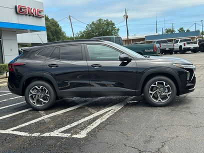 New 2026 Chevrolet Trax LT w/ Driver Confidence Package