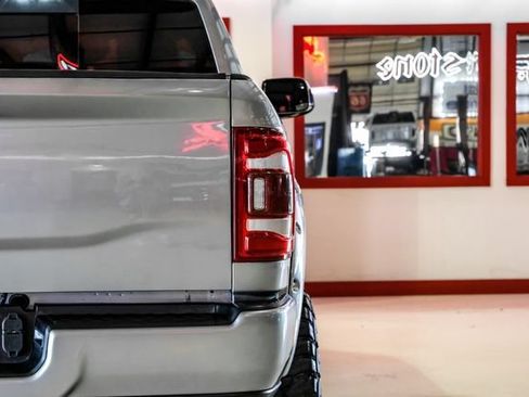 Used 2021 RAM 2500 Limited AWD/4WD image 46