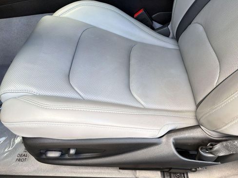 Used 2020 Chevrolet Camaro LT w/ RS Package RWD image 13
