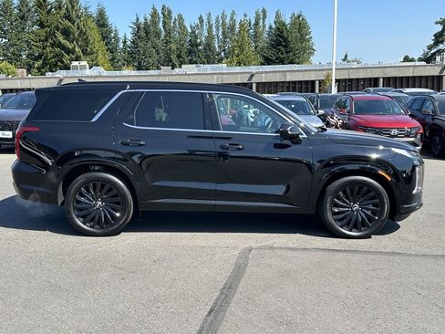 Certified 2025 Hyundai Palisade Calligraphy image 10