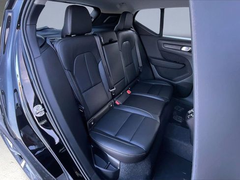 New 2026 Volvo XC40 B5 Core w/ Protection Package Premier image 10