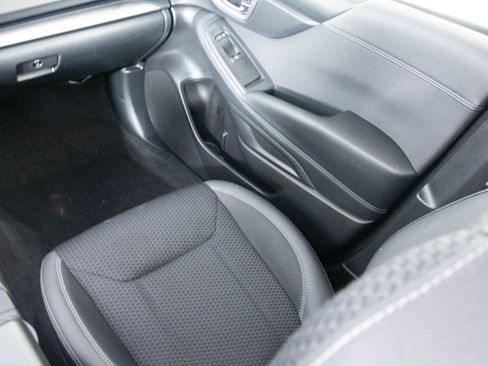 Used 2021 Subaru Forester Premium image 25