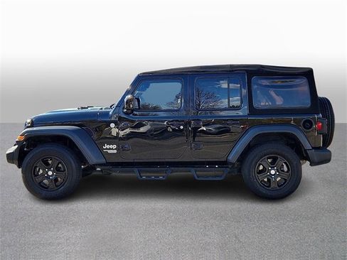 Used 2018 Jeep Wrangler Unlimited Sport S image 7