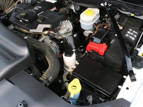 Used 2024 RAM 2500 Tradesman w/ Snow Chief Group AWD/4WD image 35