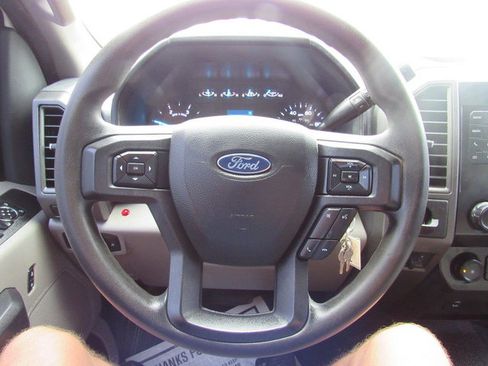 Used 2022 Ford F550 2WD SuperCab Super Duty image 35