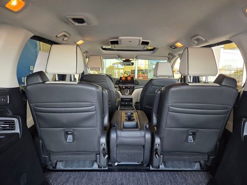 Certified 2025 Honda Odyssey Elite image 14