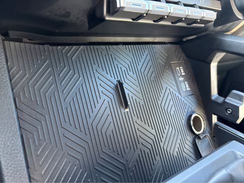 Used 2024 Toyota Tacoma SR5 image 34