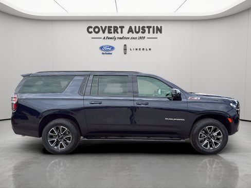 Used 2023 Chevrolet Suburban Z71 w/ Luxury Package AWD/4WD image 6