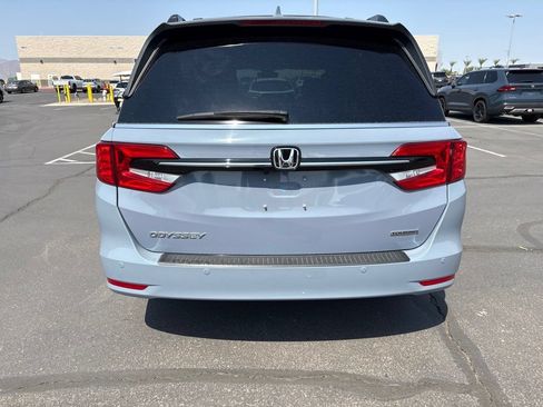 Used 2023 Honda Odyssey Touring image 12