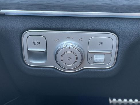 New 2026 Mercedes-Benz GLS 450 4MATIC image 23