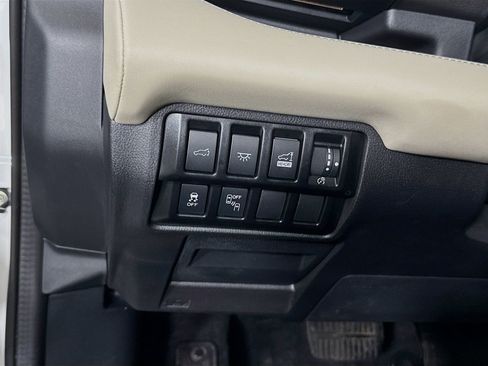 Used 2022 Subaru Ascent Touring image 11