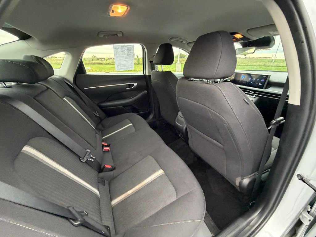 Used 2025 Hyundai Sonata SEL FWD image 26