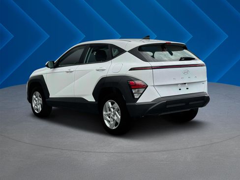 New 2025 Hyundai Kona SE image 5