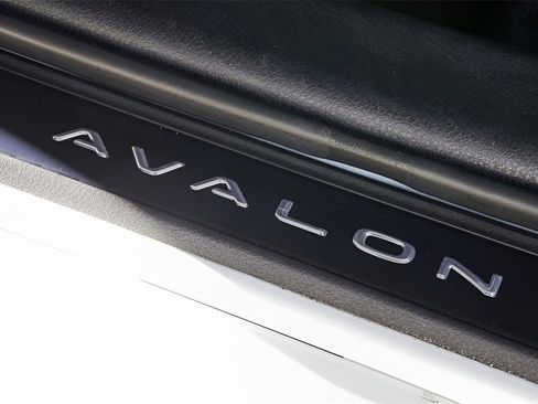 Used 2020 Toyota Avalon TRD image 22