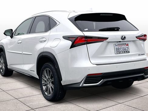 Used 2018 Lexus NX 300h AWD image 14