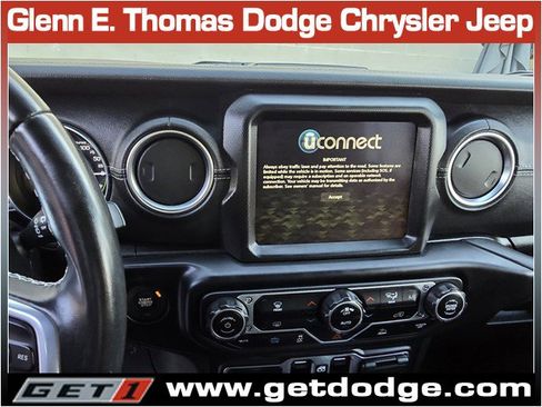 Used 2022 Jeep Wrangler Unlimited Sahara image 14