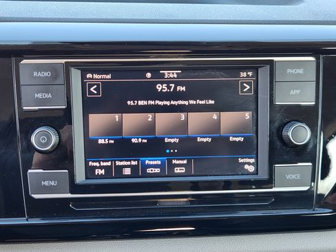 Certified 2022 Volkswagen Taos S w/ IQ Drive S Package image 11