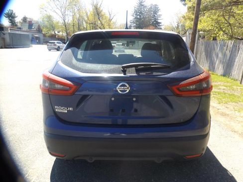 Used 2020 Nissan Rogue Sport S FWD image 4