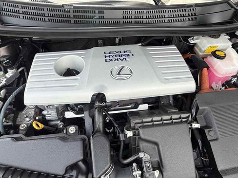 Used 2014 Lexus CT 200h FWD image 28