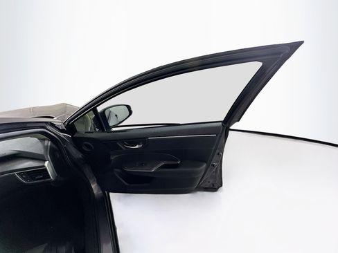 Used 2018 Honda Clarity Plug-In Hybrid image 30