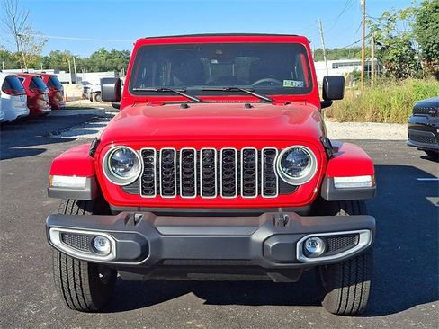 New 2025 Jeep Wrangler Sahara image 5