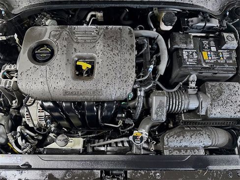 Used 2023 Kia Forte LXS w/ LXS Technology Package image 9