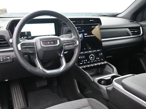 Used 2025 GMC Terrain Elevation image 25