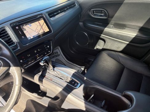 Used 2016 Honda HR-V EX-L image 8