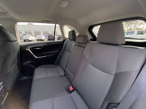 Used 2025 Toyota RAV4 XLE w/ Convenience Package image 26