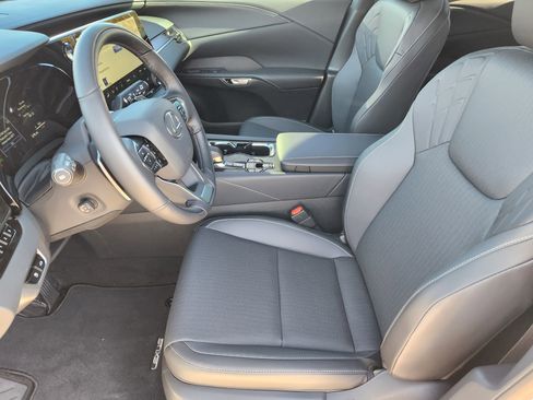 New 2026 Lexus RX 450h AWD image 10