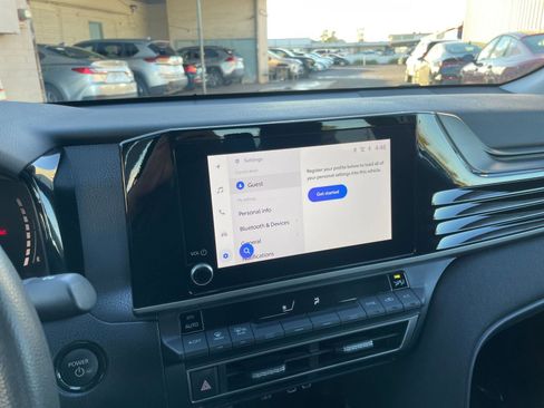 Used 2025 Toyota Camry LE image 21