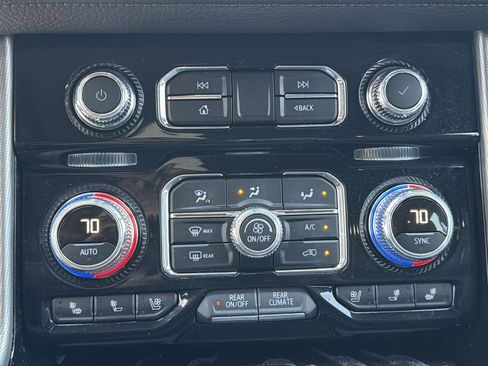 Used 2024 GMC Yukon Denali w/ Max Trailering Package image 34