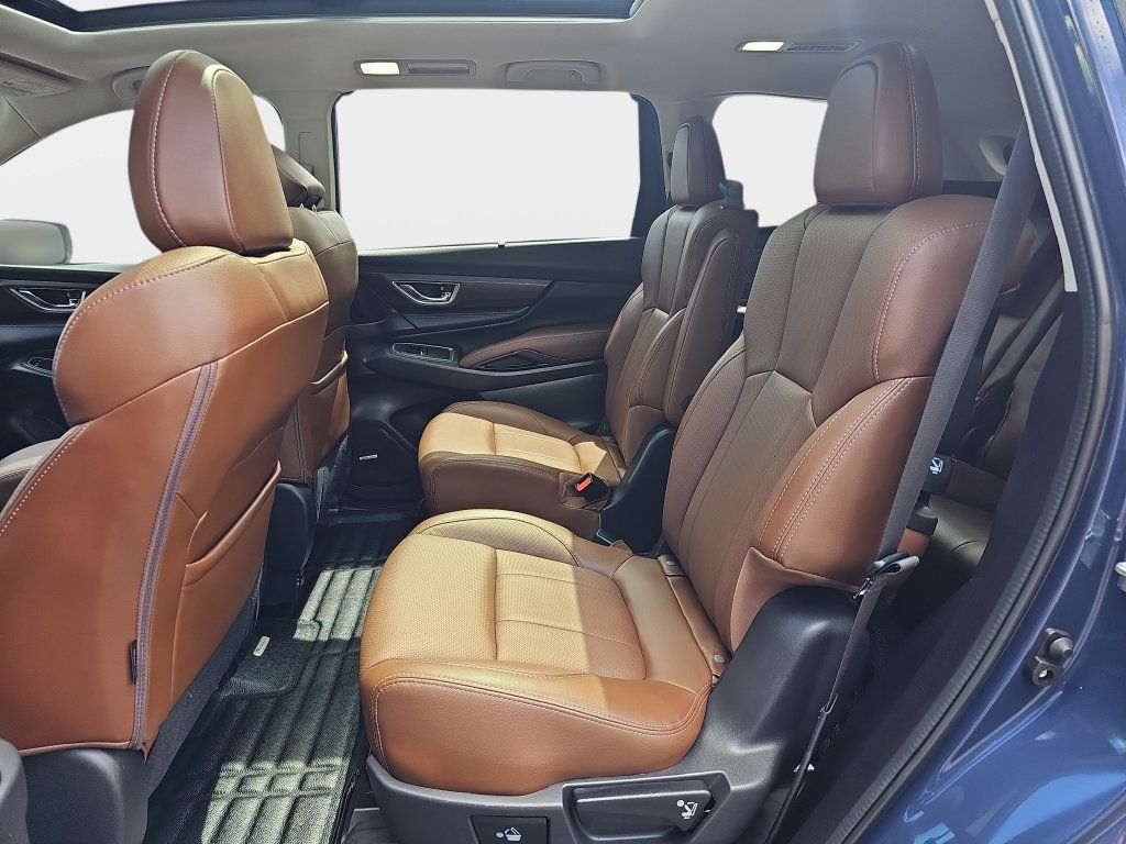 Used 2023 Subaru Ascent Touring AWD/4WD image 15