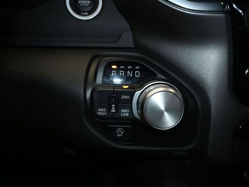 Used 2024 RAM 1500 Laramie AWD/4WD image 19
