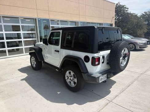 Used 2020 Jeep Wrangler Sport AWD/4WD image 8