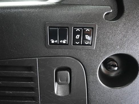 Used 2019 Cadillac Escalade ESV Luxury AWD/4WD image 59