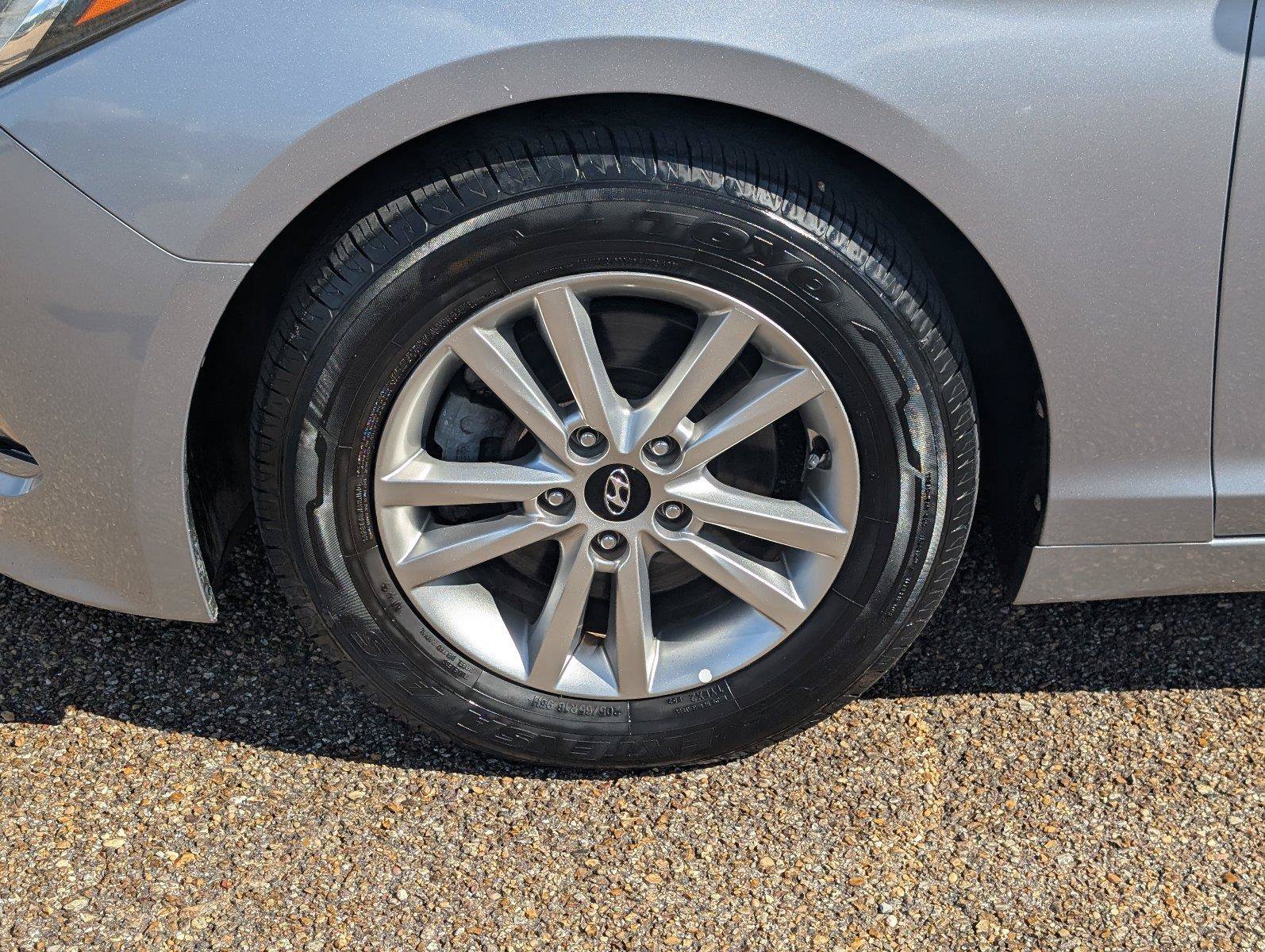 Used 2016 Hyundai Sonata SE FWD image 9