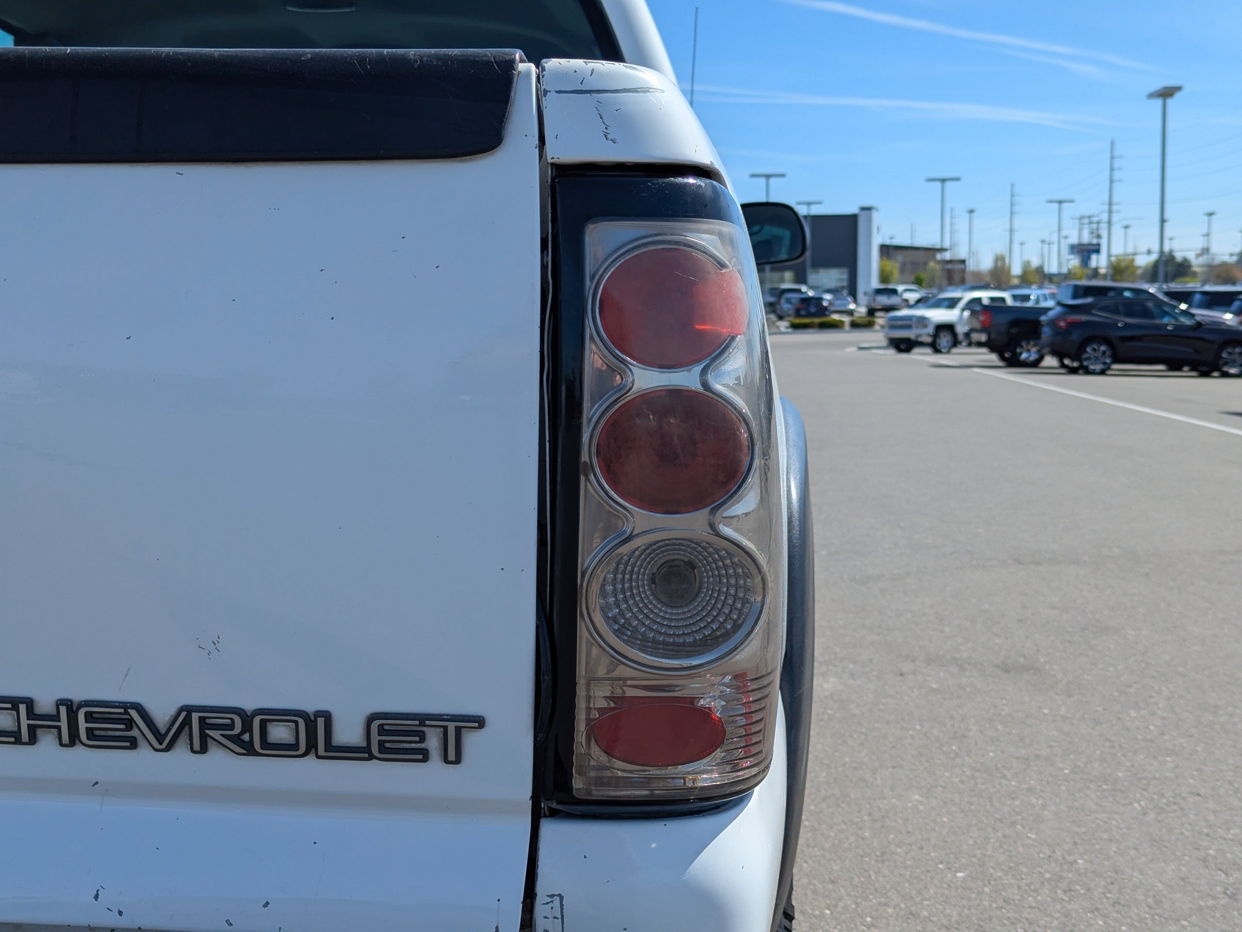 Used 2002 Chevrolet Silverado 2500 LS w/ Off-Road Skid Plate Pkg AWD/4WD image 38