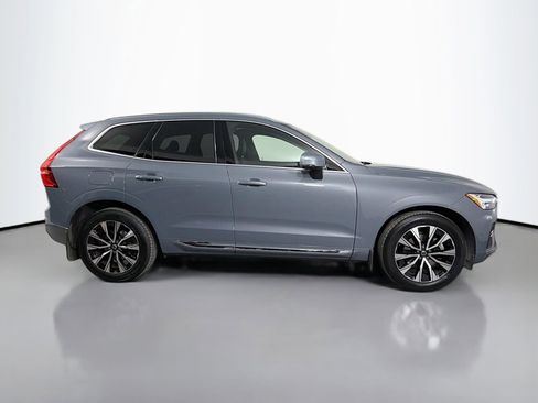 Certified 2023 Volvo XC60 B5 Plus AWD/4WD image 5