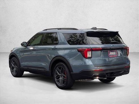 Used 2025 Ford Explorer ST-Line w/ Premium Package RWD image 8